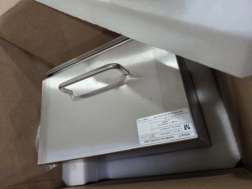 Mobius Box REUZEit - EMD Mobius Mix Controller Box 2020 Bioprocessing Single Use ...