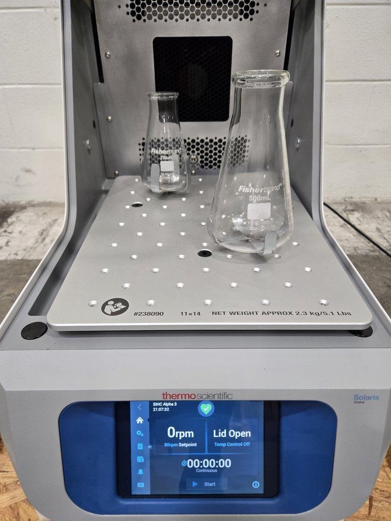 REUZEit - Thermo Solaris Incubated Benchtop Shaker Innovative Sample ...