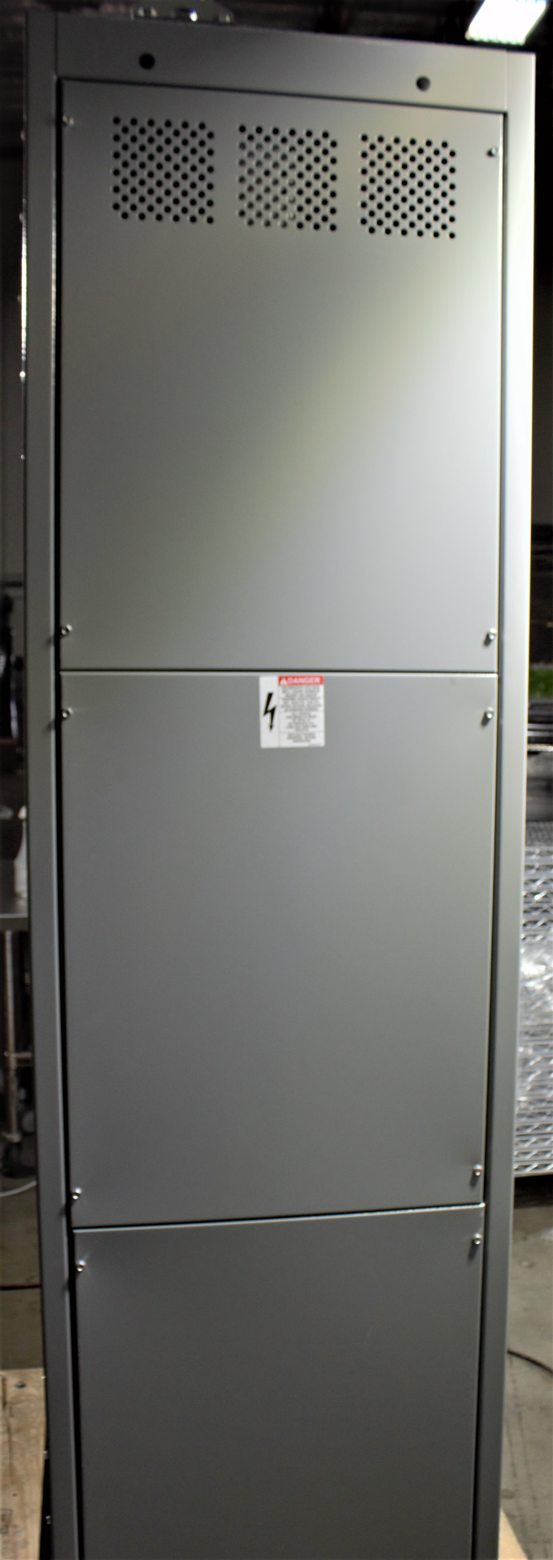 Unused GE and ABB ReliaGear neXT SwitchBoard Panel 600V