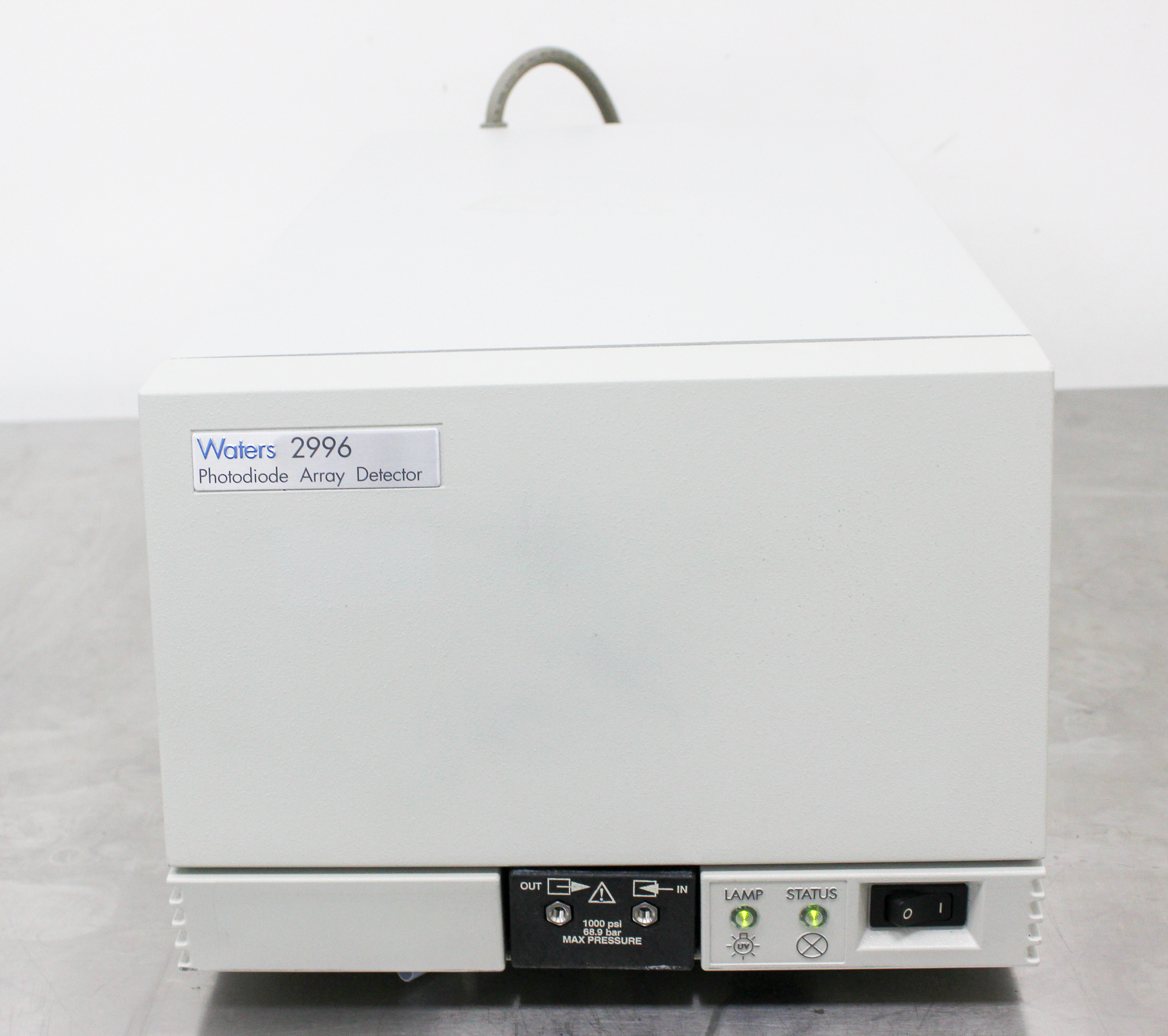 REUZEit - Waters 2996 PDA Detector Chromatographic Sensitivity, 190 ...