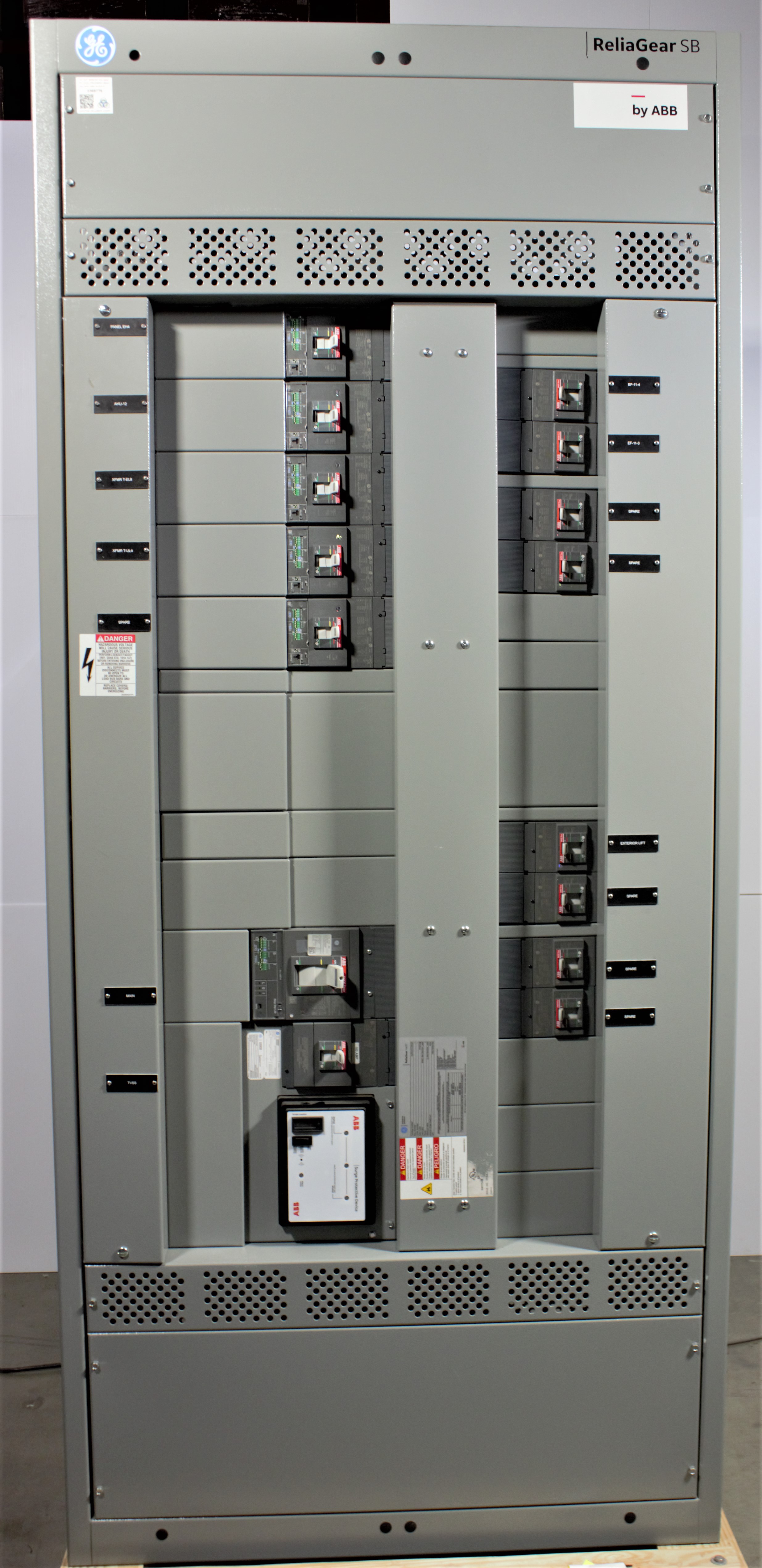 Maquinaria para Plantas ABB Group ReliaGear neXT 600V. Sin usar