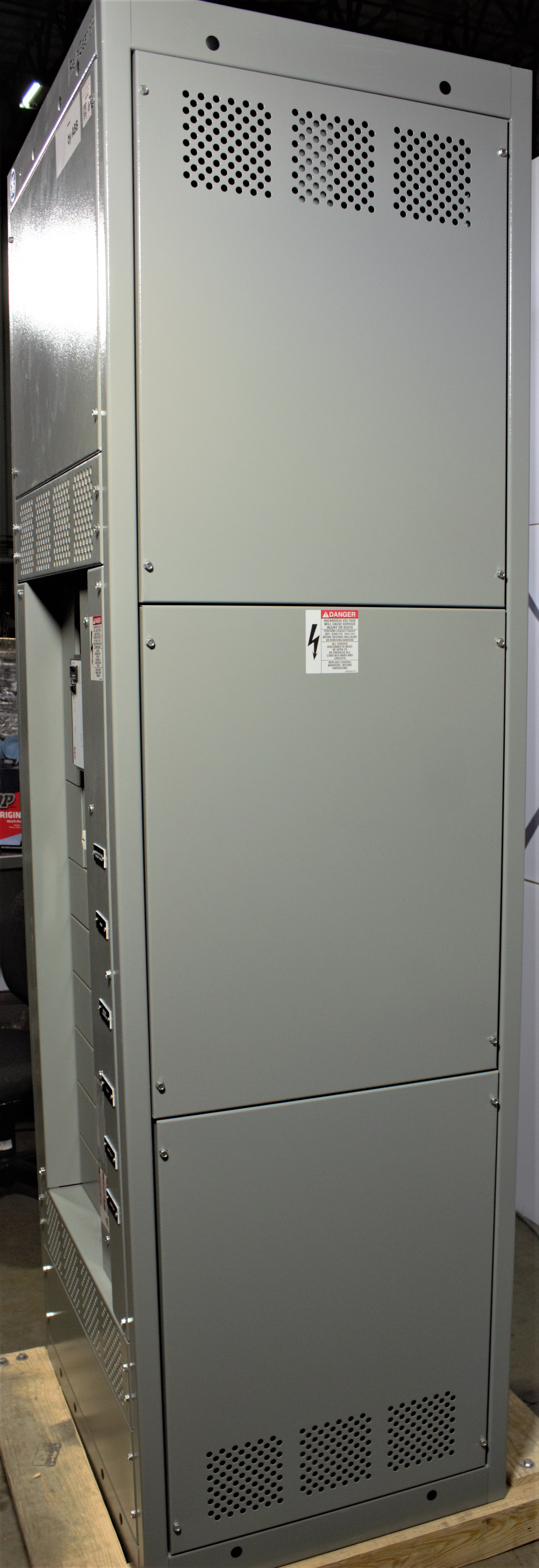 Equipamentos Diversos para Fábricas ABB Group ReliaGear neXT 600V. Sem Uso