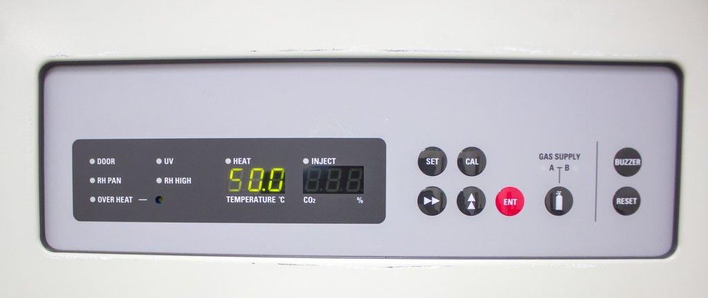 REUZEit - Panasonic MCO-80IC CO2 Incubator with 851L Capacity and 50C ...