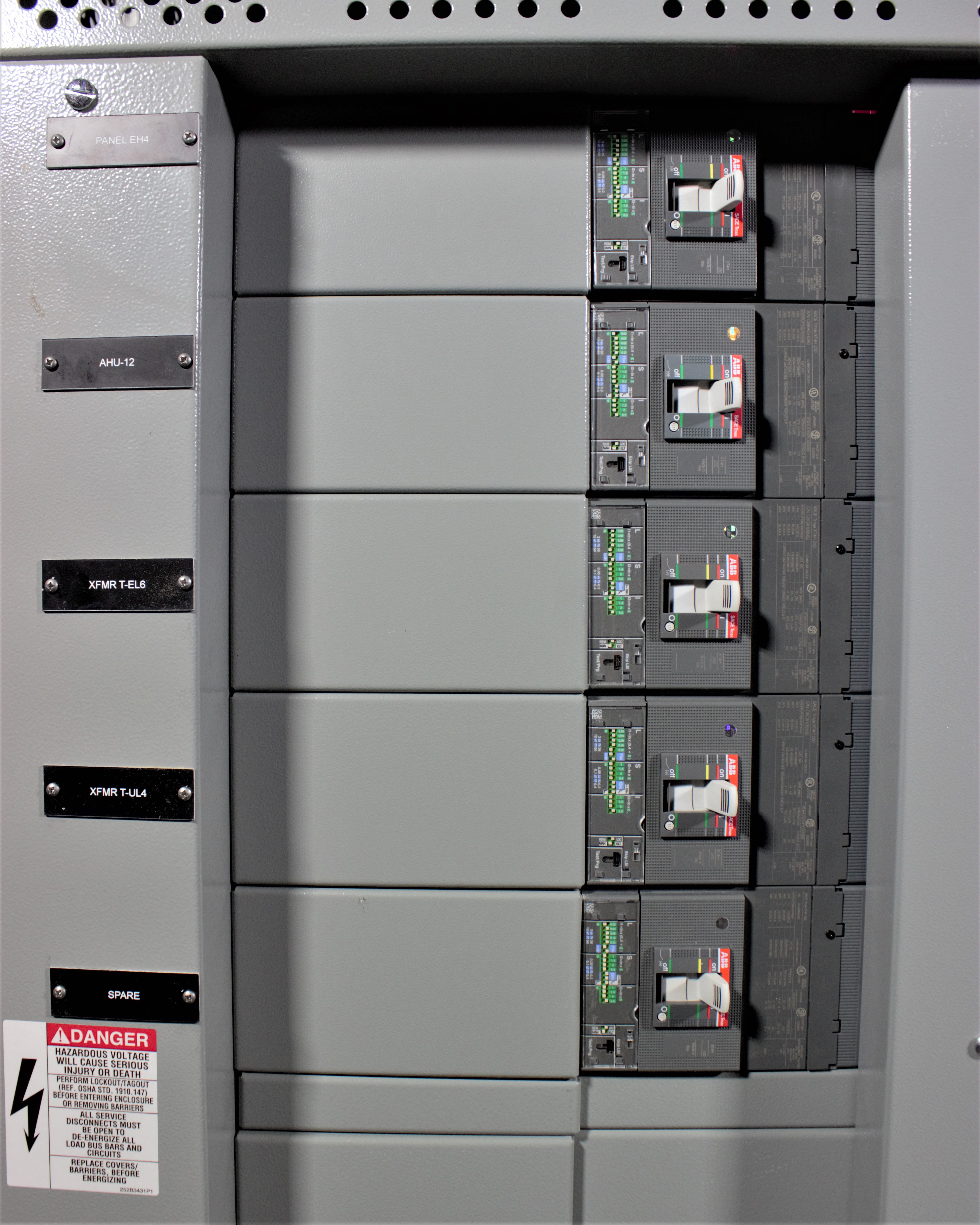 Maquinaria para Plantas ABB Group ReliaGear neXT 600V. Sin usar