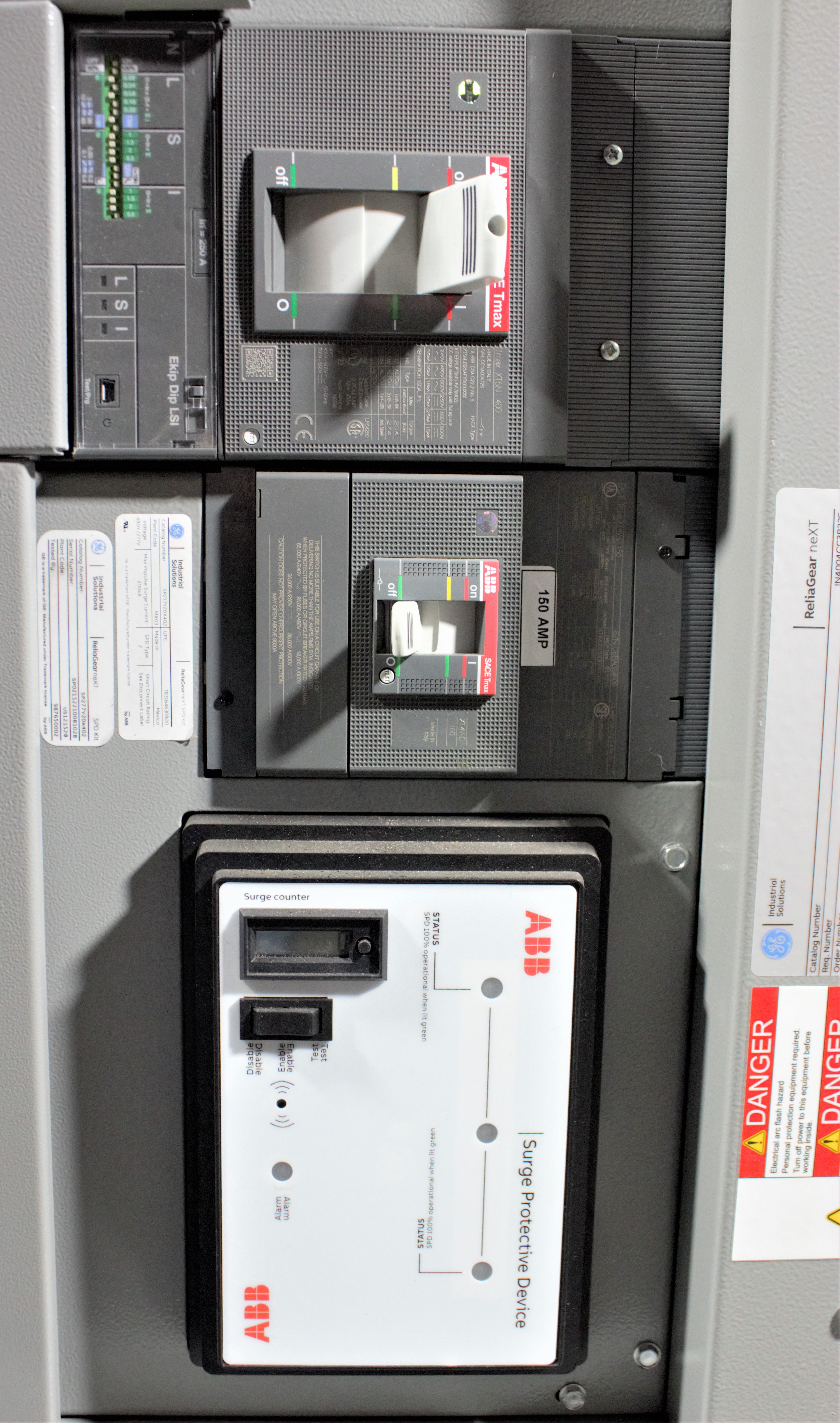 Equipamentos Diversos para Fábricas ABB Group ReliaGear neXT 600V. Sem Uso
