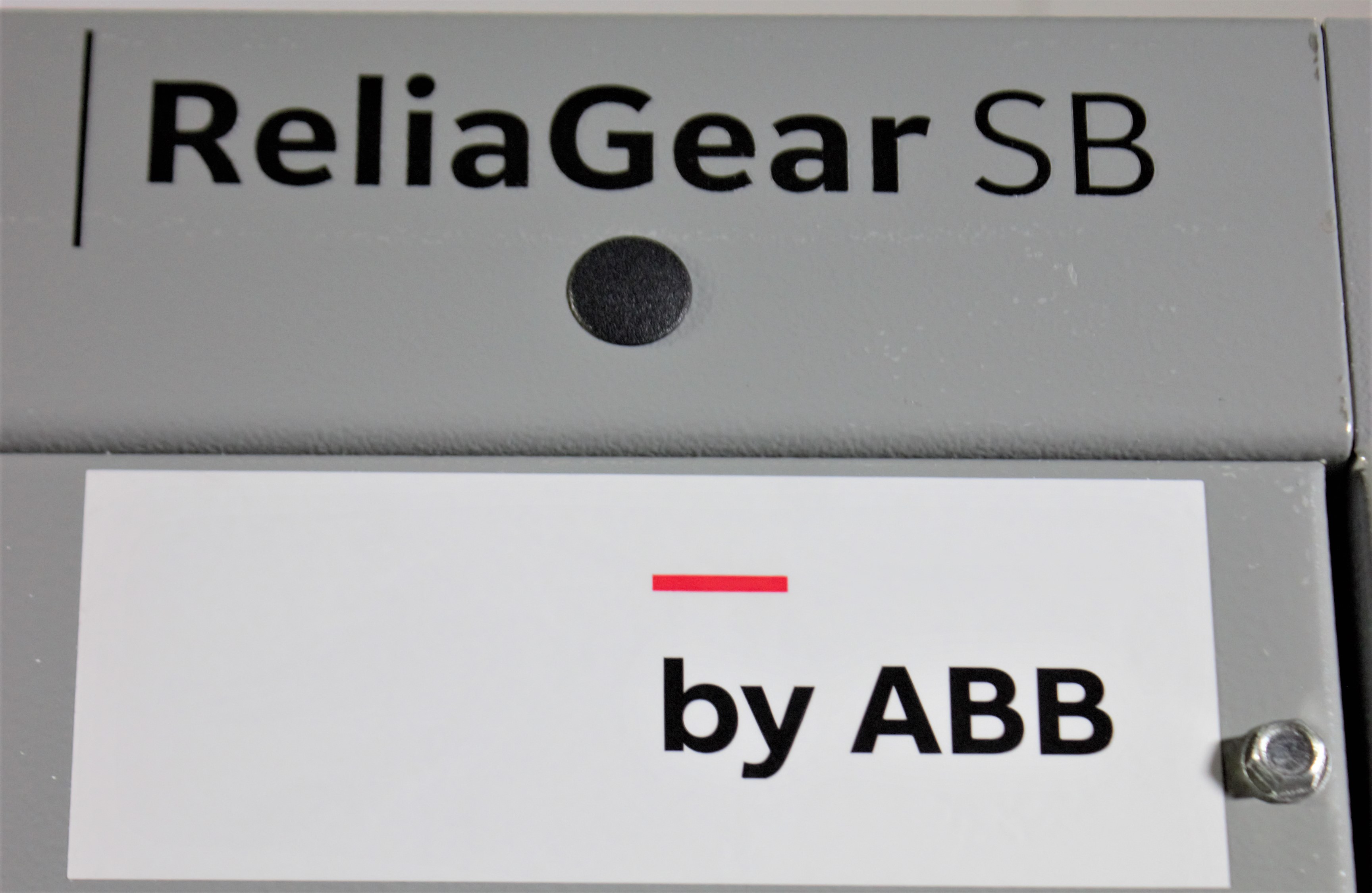 Equipamentos Diversos para Fábricas ABB Group ReliaGear neXT 600V. Sem Uso