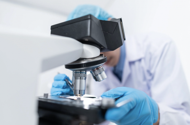 How to Afford Lab Equipment on a Tight Budget - Cover Image